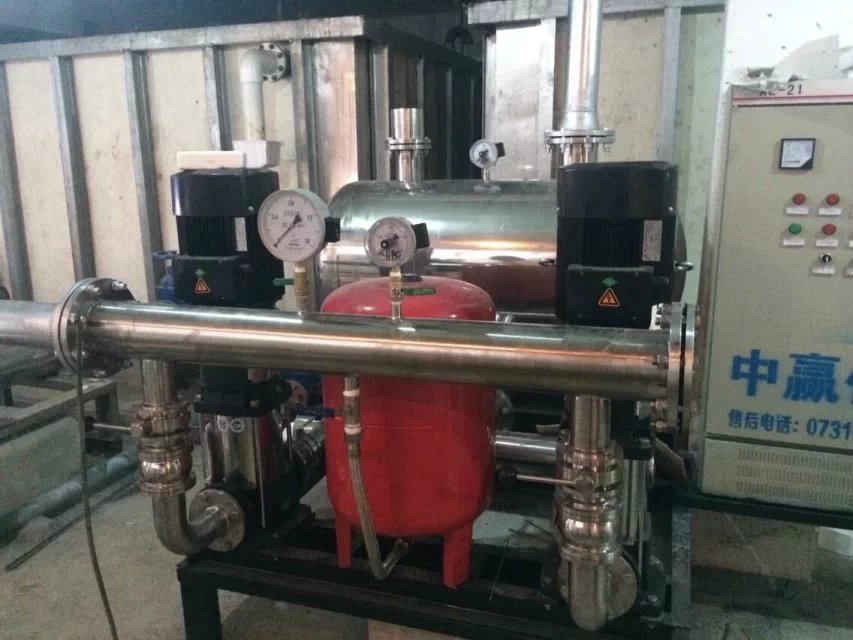江西雄鷹房地產(chǎn)開發(fā)有限公司采購5.5KW、7.5KW兩用一備無負(fù)壓供水設(shè)備兩套